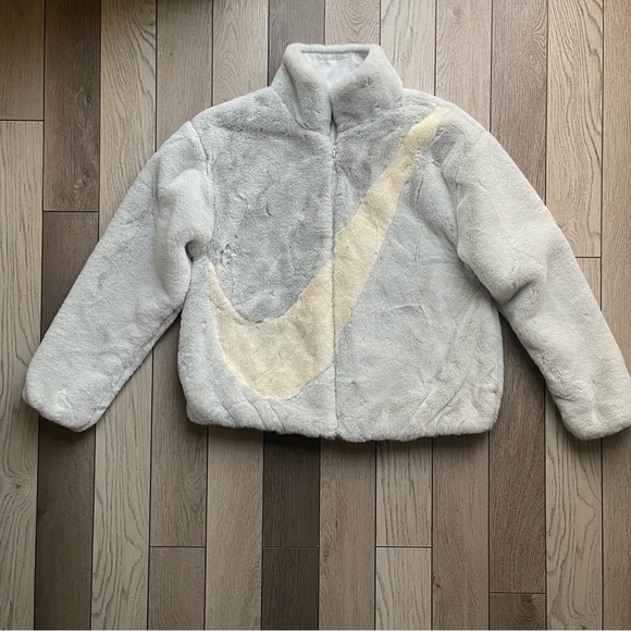 Nike Puffer Jacket - blue and Cream - Picture 2 of 6